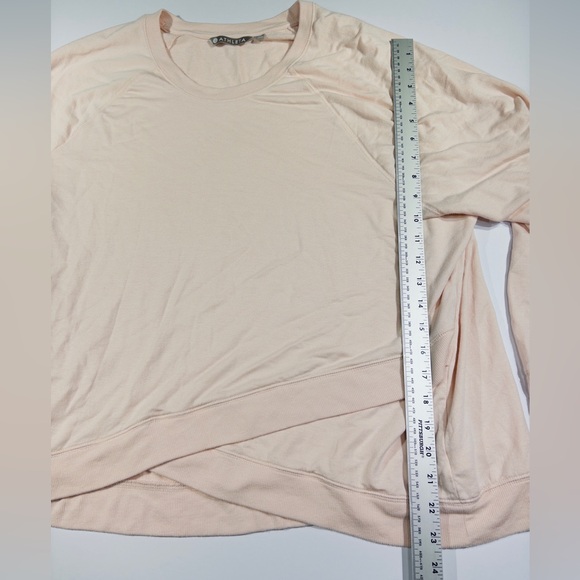Athleta Soft Blush Pink Long Sleeve Pullover Top 2X Lightweight - Picture 7 of 8